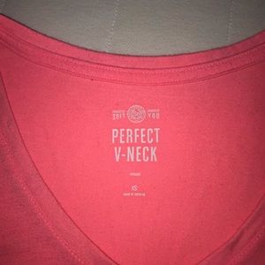 V neck pink T-shirt